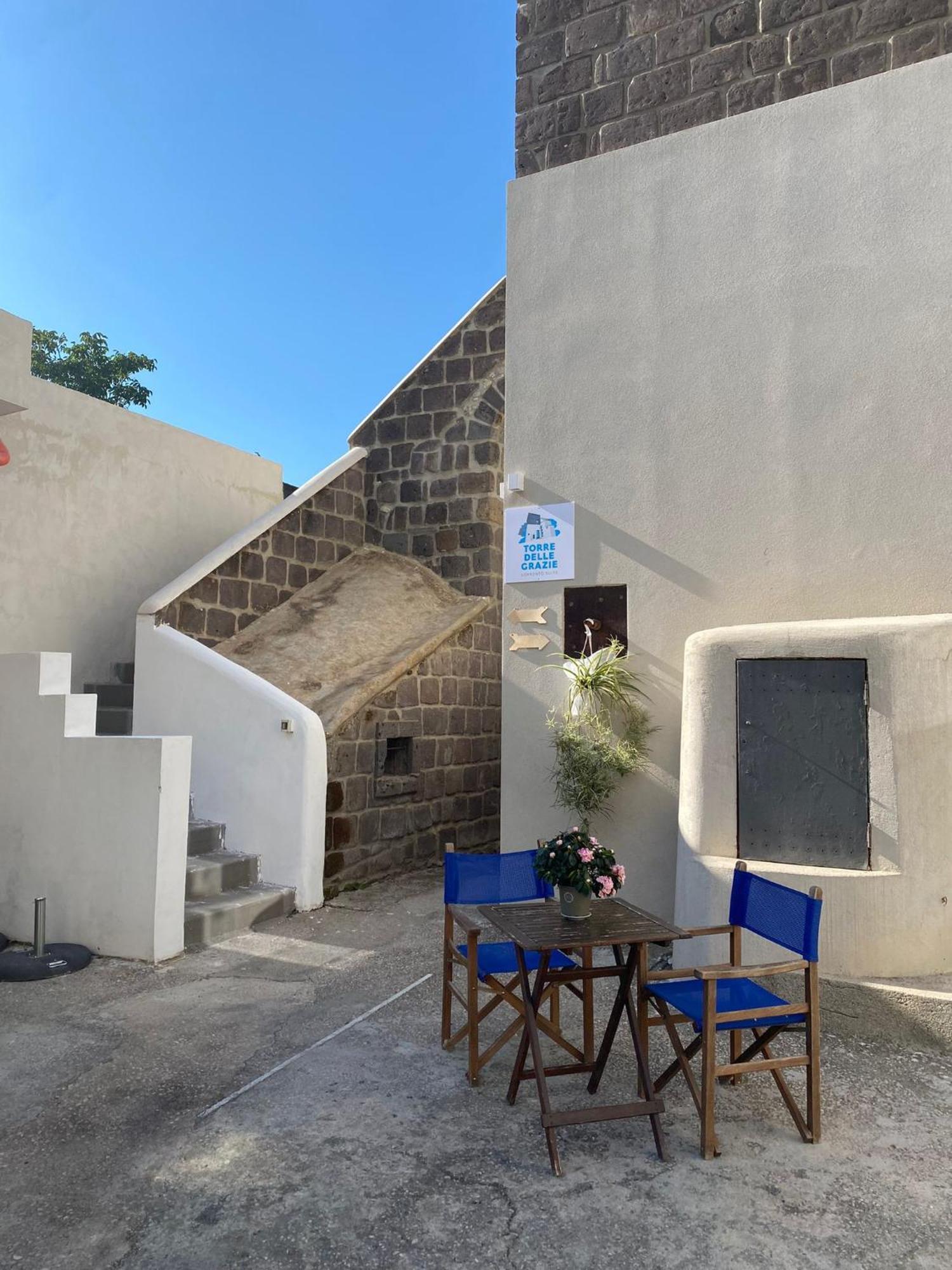 ויקו אקוונסה Torre Delle Grazie Sorrento Suite מראה חיצוני תמונה